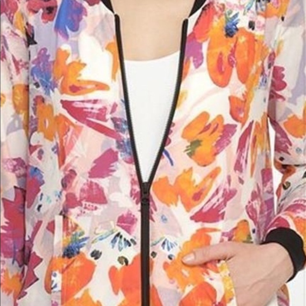 NWT NYDJ Tropical Print Floral Bomber Jacket - Picture 3 of 4